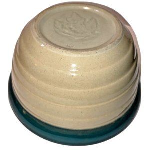 Stoneware Bowl Maple Leaf Monmouth Pottery Beehive Ribbed 8" Beige Vintage